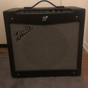 Fender Mustang II Amp